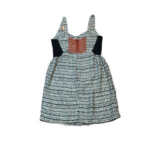 Coral Lace-Back Dress Bar lii, black beige